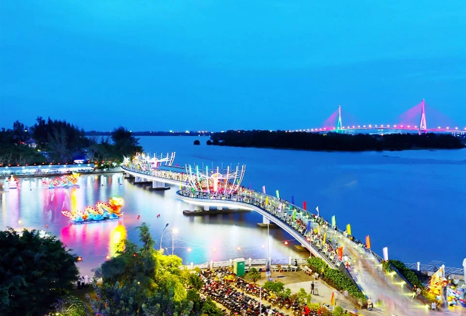 Ngày hội du lịch - Đêm hoa đăng Ninh Kiều, Cần Thơ lần IV năm 2020