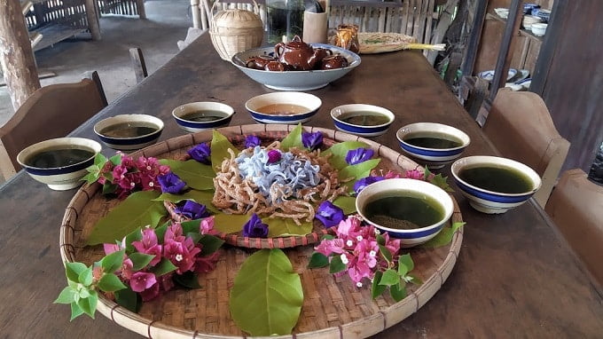 Thưởng thức các loại mức đặc sản và sương sâm tại Cồn Chim