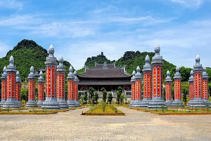 Vườn kinh khổng lồ được xây dựng dự kiến với 1.000 cột đá