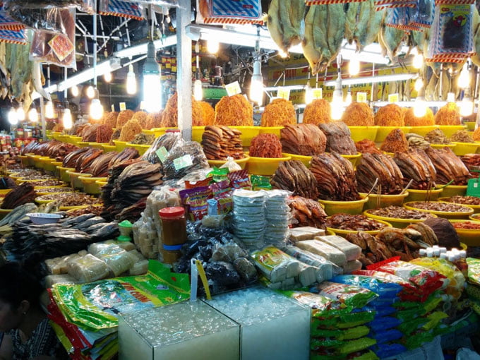 Chợ Tịnh Biên - Thưởng thức đặc sản độc lạ nơi biên giới