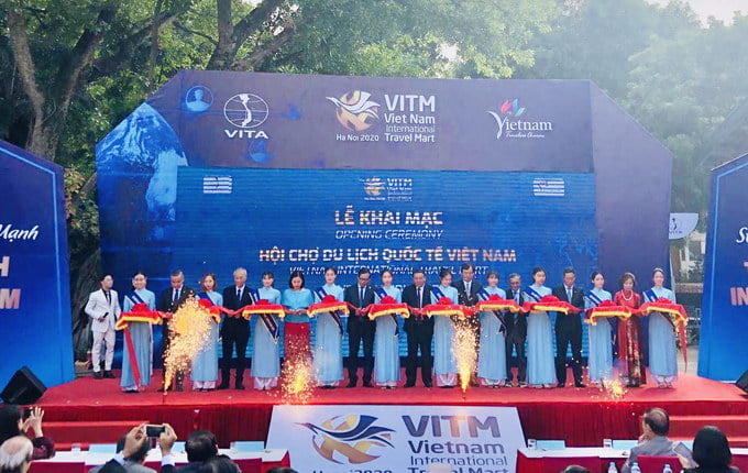 Hội chợ du lịch quốc tế VITM Hà Nội 2021 sẽ được tổ chức từ ngày 29/7 đến 1/8 2 Tuy gặp nhiều khó khăn do Covid-19, VITM 2020 vẫn được tổ chức quy mô, ấn tượng với sự tham gia của hơn 300 doanh nghiệp từ 6 quốc gia và 47 tỉnh, thành phố của Việt Nam
