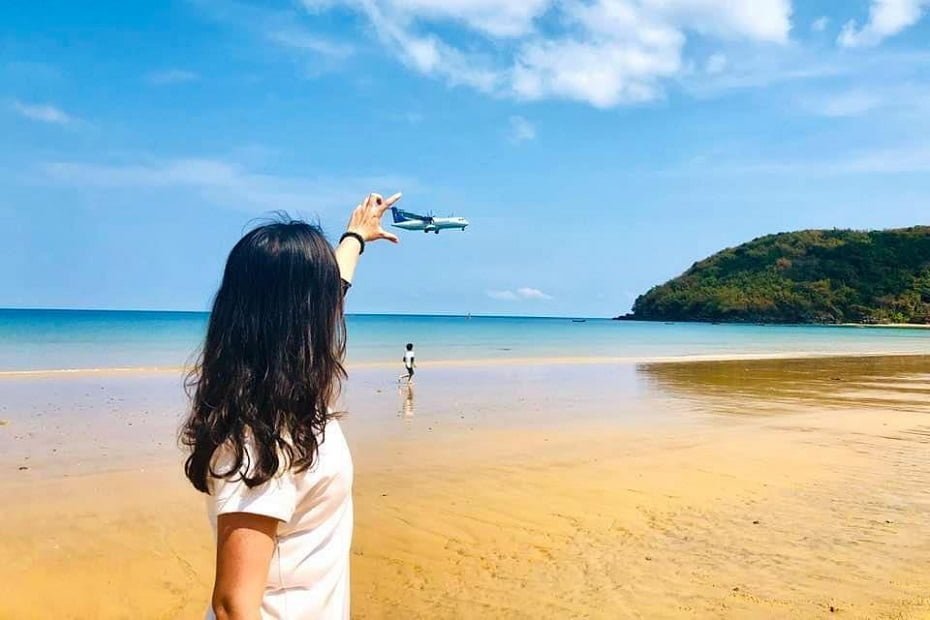 Trải nghiệm chụp ảnh check-in cùng máy bay hạ cánh tại bãi Đầm Trầu, Côn Đảo